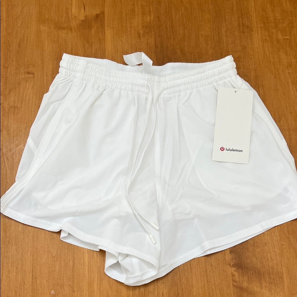 Lightweight Relaxed Short 3” *Long Liner